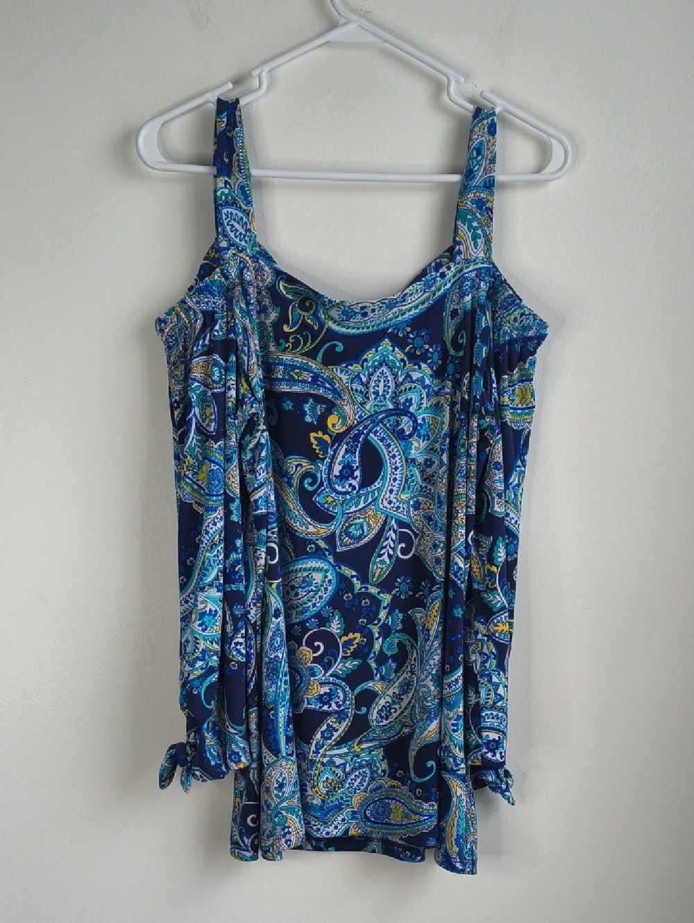 Women’s Blue Paisley Cold-Shoulder Top
